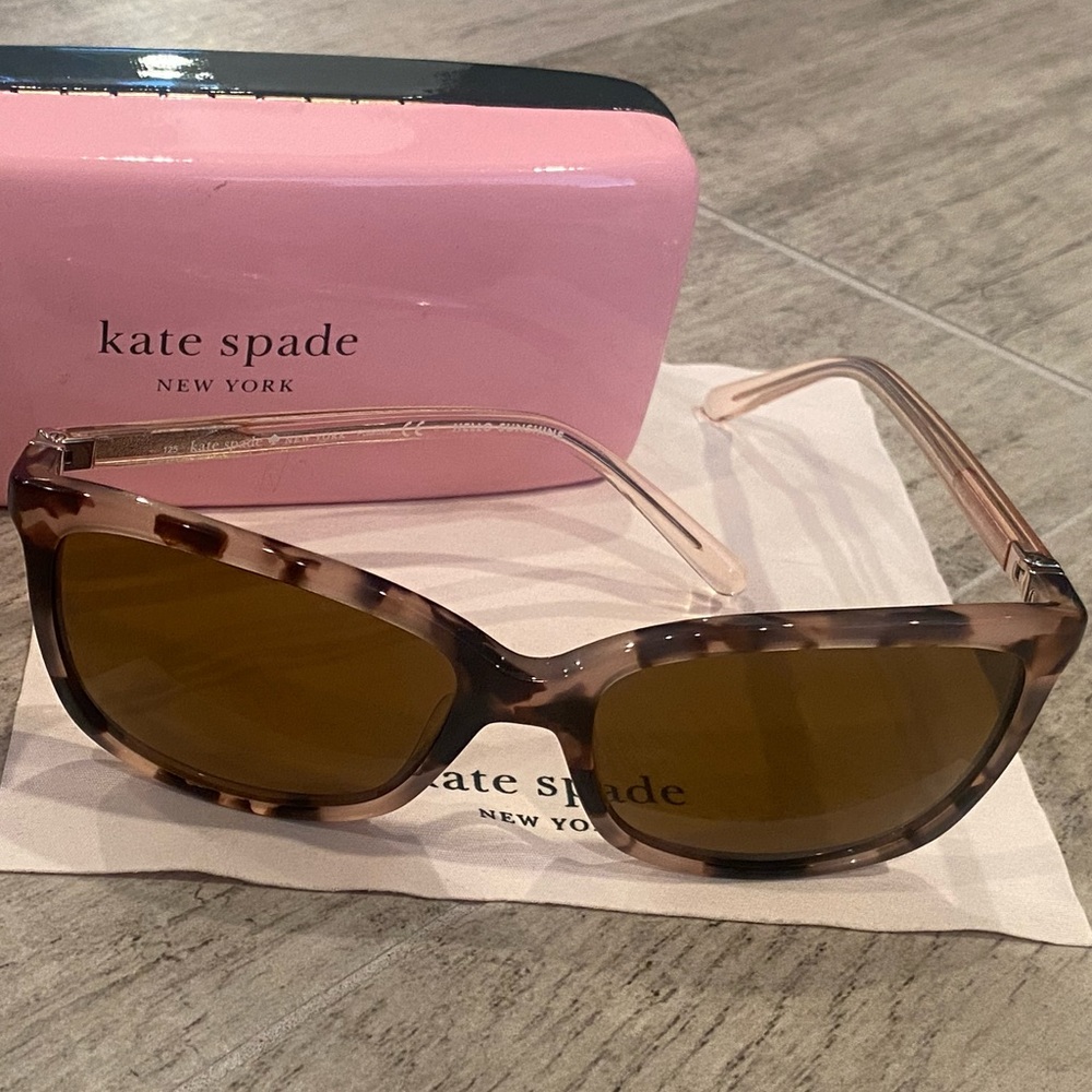 Kate Spade Kasie Havana Rose Polarized Sunglasses.
